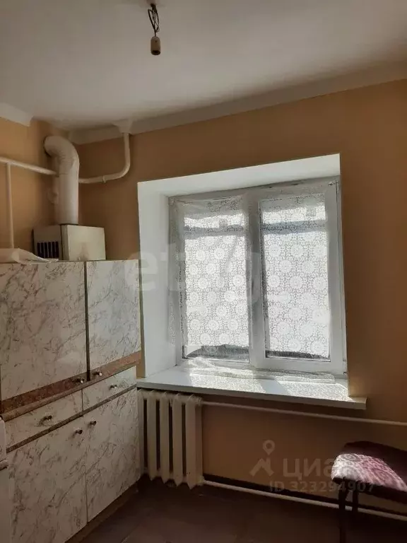 2-к кв. Калужская область, Малоярославецкий муниципальный округ, с. ... - Фото 1