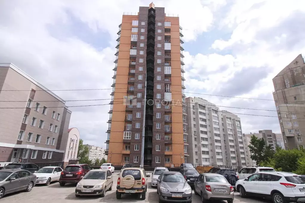 3-к кв. Алтайский край, Барнаул ул. Папанинцев, 143 (58.4 м) - Фото 1