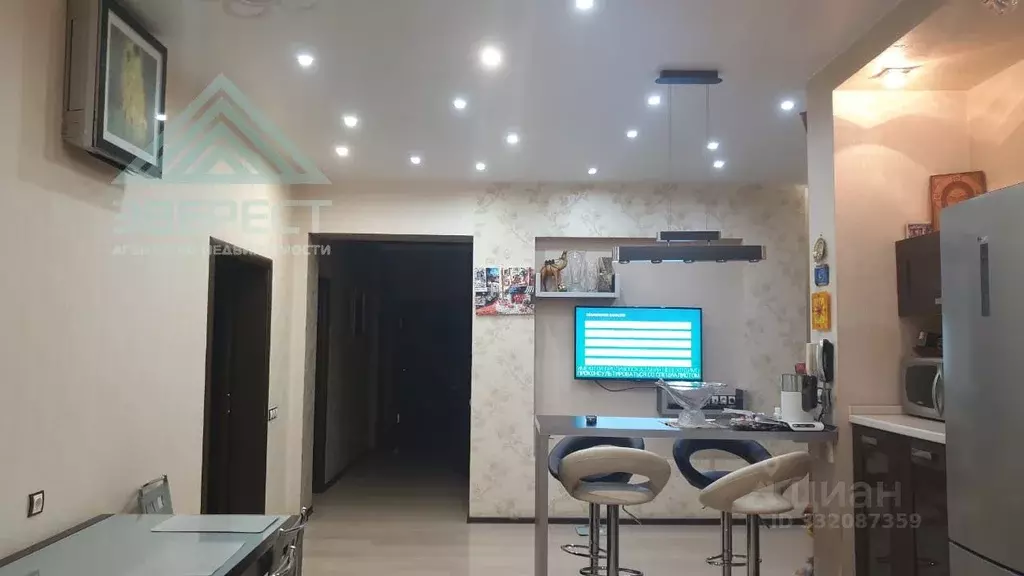 4-к кв. Хакасия, Абакан ул. Кирова, 112/1 (135.4 м) - Фото 1