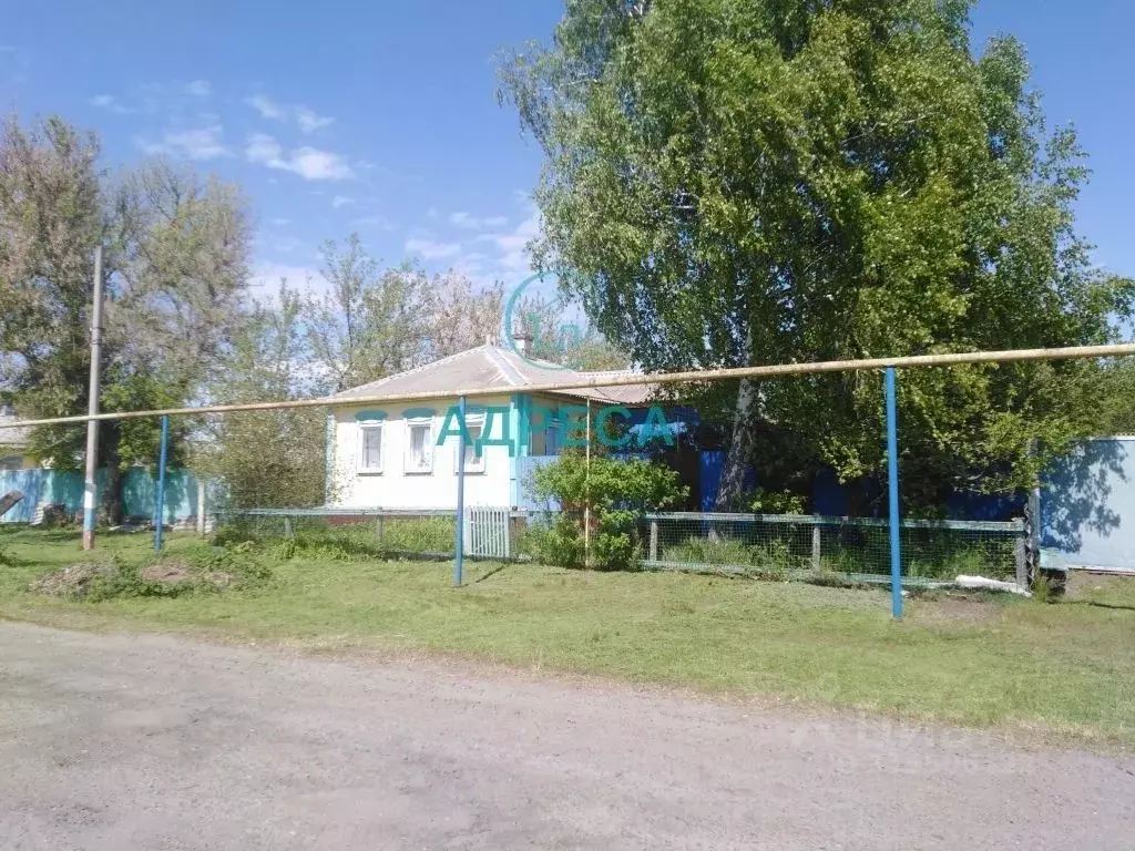 Дом в Белгородская область, Новооскольский муниципальный округ, с. ... - Фото 0