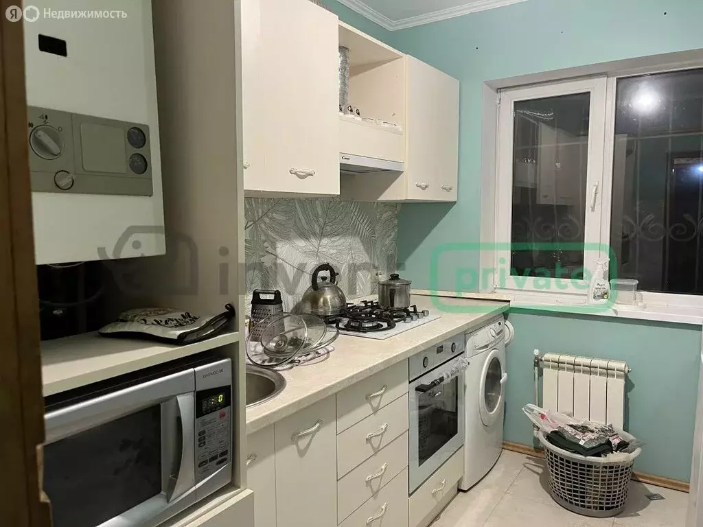 3-комнатная квартира: Калининград, Колёсная улица, 6 (69.3 м) - Фото 1