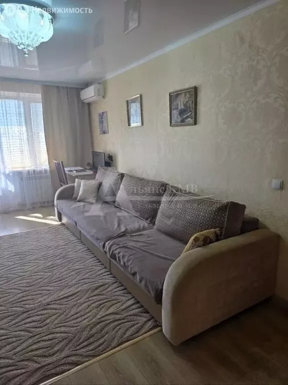 3-комнатная квартира: Минеральные Воды, улица Чапаева, 21А (68 м) - Фото 1