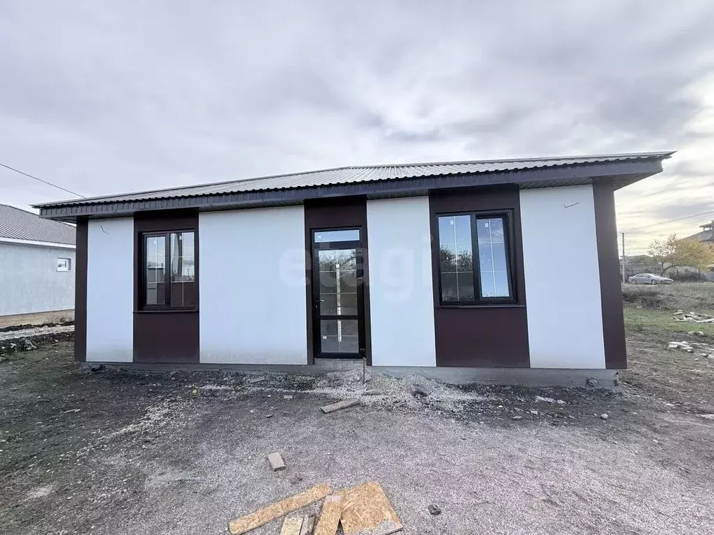 Дом в Крым, Симферопольский район, с. Урожайное, Имени Александра ... - Фото 1