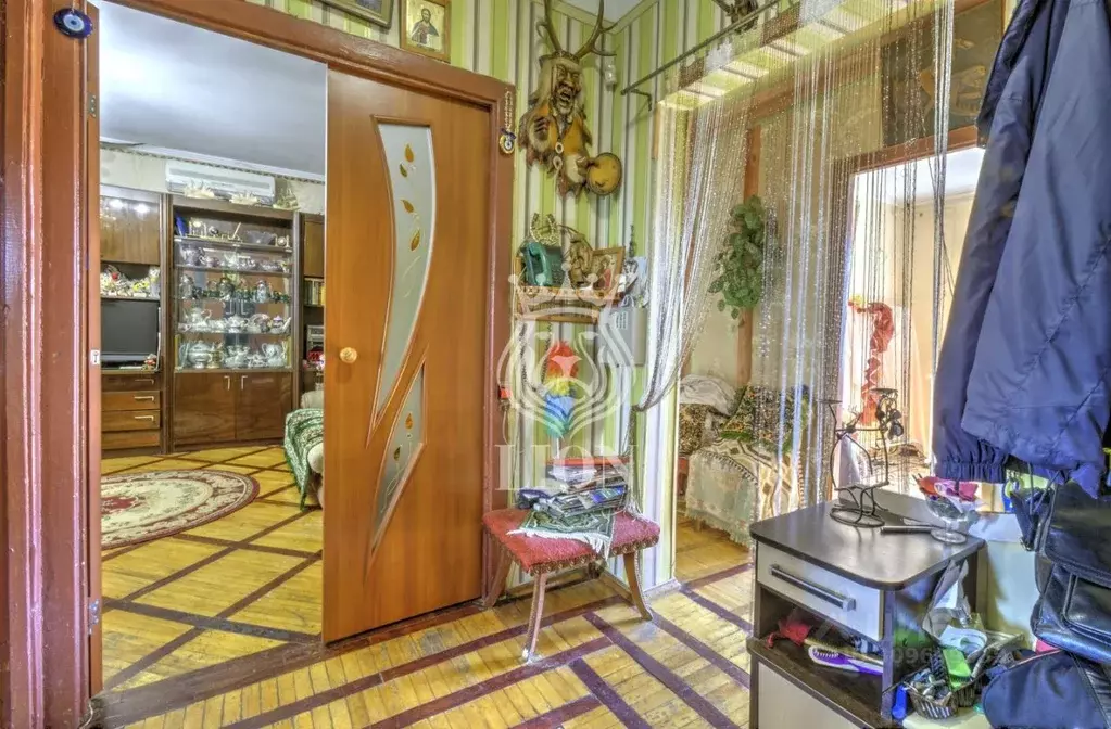 3-к кв. Крым, Алушта ул. 60 лет СССР, 13 (70.7 м) - Фото 2