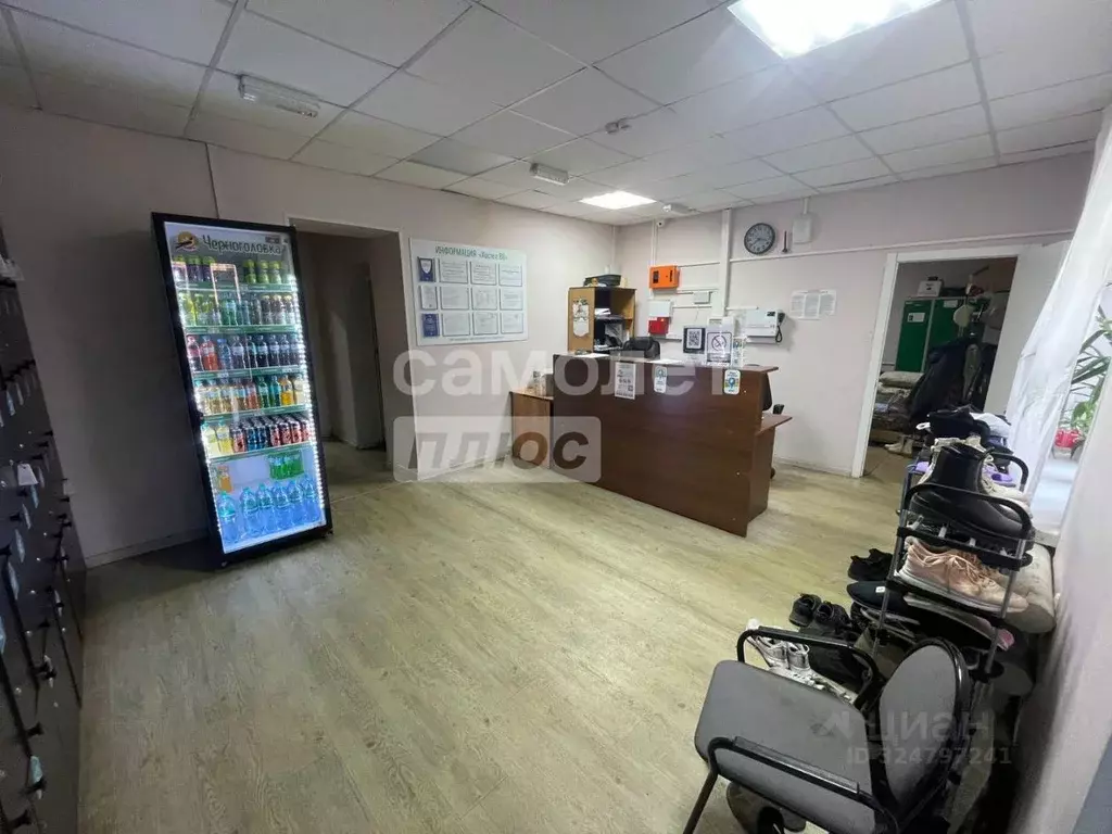 Помещение свободного назначения в Омская область, Омск ул. Богдана ... - Фото 1