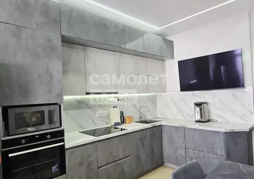 3-к кв. Иркутская область, Иркутск ул. Баррикад, 62/13 (82.1 м) - Фото 1