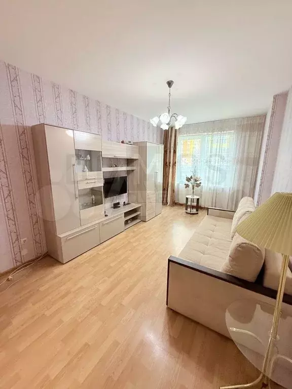 1-к. квартира, 40 м, 3/9 эт. - Фото 1