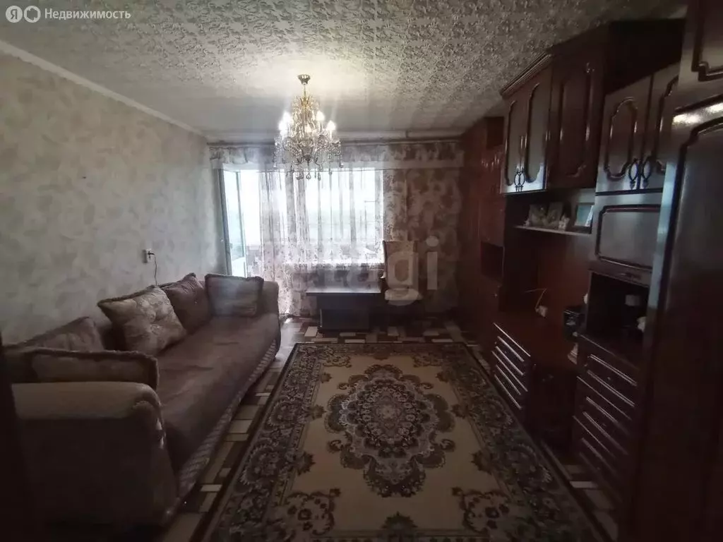 3-комнатная квартира: Юрга, улица Кирова, 35 (61.2 м) - Фото 0