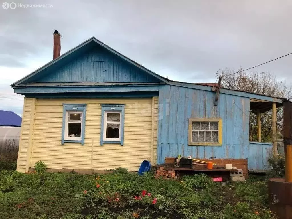 Дом в Туймазинский район, Карамалы-Губеевский сельсовет, село Тукаево ... - Фото 1