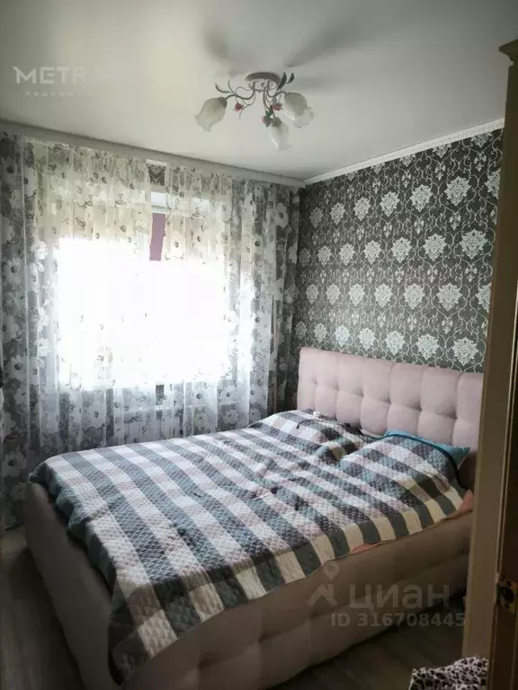 3-к кв. Кемеровская область, Прокопьевск ул. Есенина, 26 (63.4 м) - Фото 1