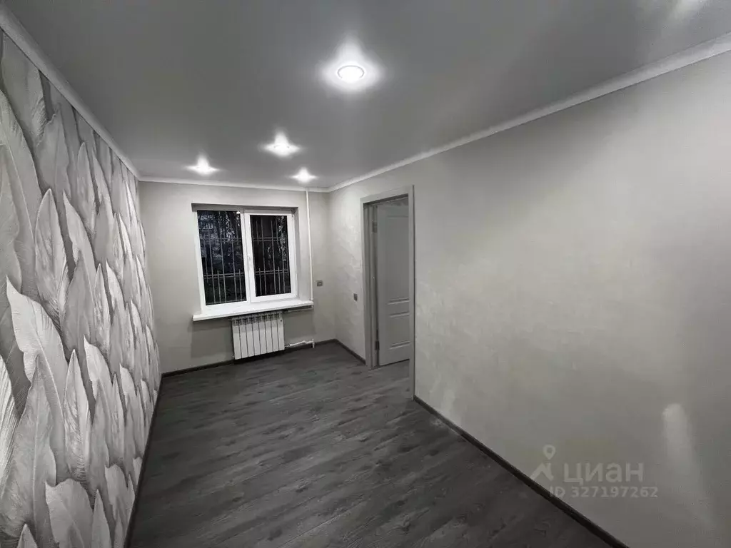 3-к кв. Кабардино-Балкария, Нальчик ул. Мальбахова (56.4 м) - Фото 1