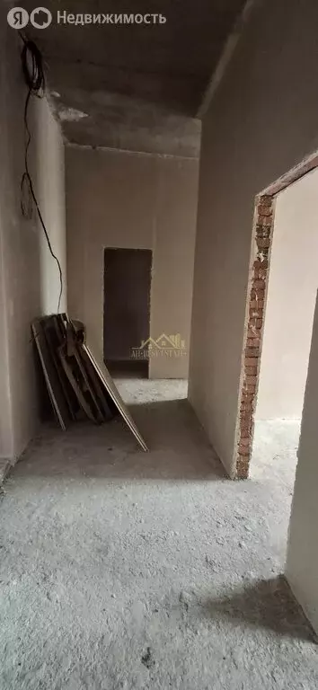 2-комнатная квартира: Владикавказ, улица Алихана Гагкаева, 19 (72.3 м) - Фото 1