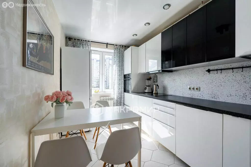 2-комнатная квартира: Санкт-Петербург, улица Шаврова, 25к1 (55 м) - Фото 2