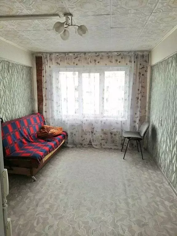 Комната 15 м в 4-к., 5/5 эт. - Фото 1