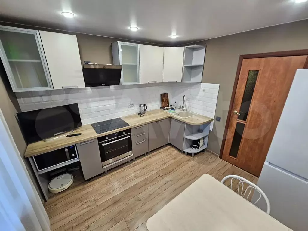 2-к. квартира, 50 м, 5/9 эт. - Фото 0