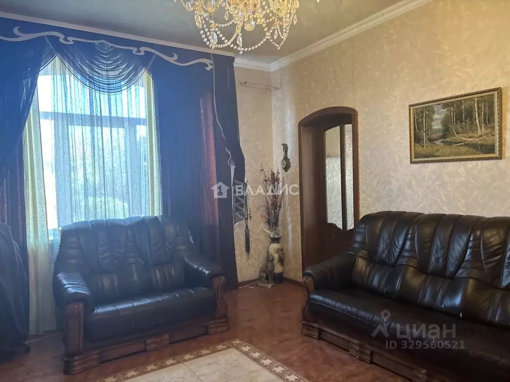 Дом в Воронежская область, Острогожск ул. Медведовского, 36 (379 м) - Фото 2