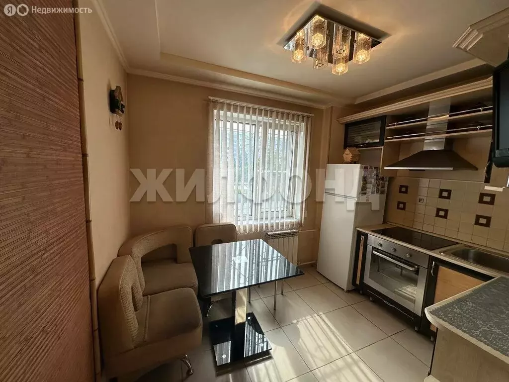 2-комнатная квартира: Барнаул, улица Попова, 114 (53.6 м) - Фото 1