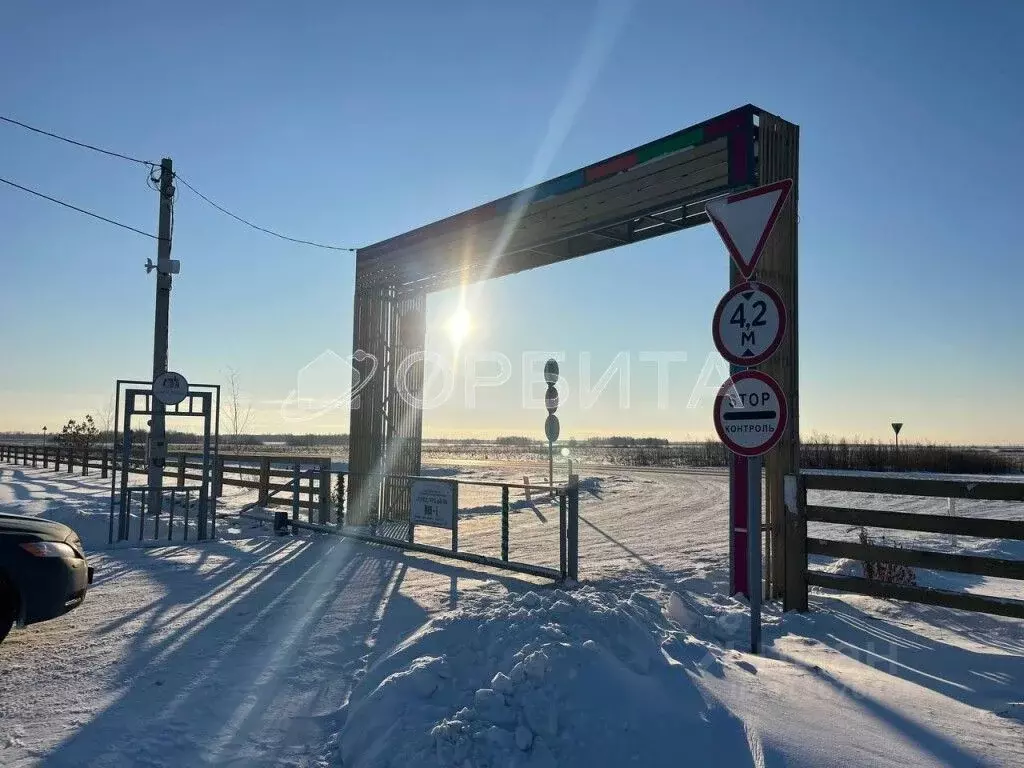 Участок в Тюменская область, Тюменский район, д. Малиновка, Малиновка ... - Фото 1