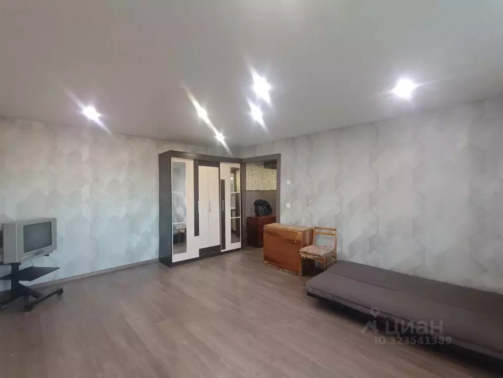 2-к кв. Свердловская область, Екатеринбург ул. Пехотинцев, 12 (43.5 м) - Фото 1