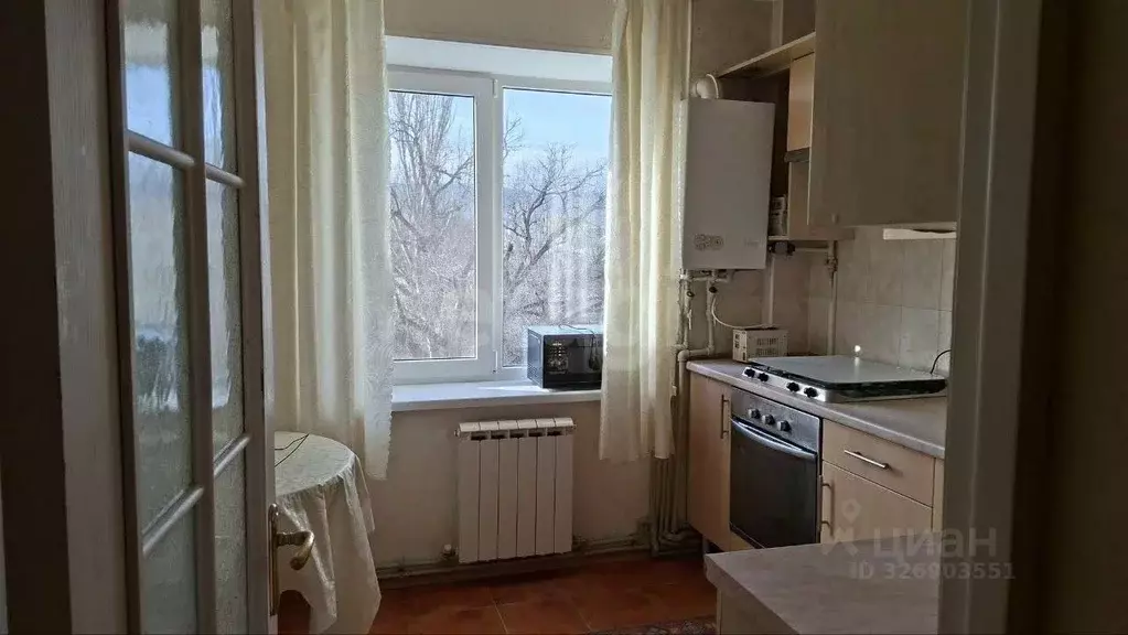 2-к кв. Крым, Феодосия бул. Старшинова, 8А (49.8 м) - Фото 2