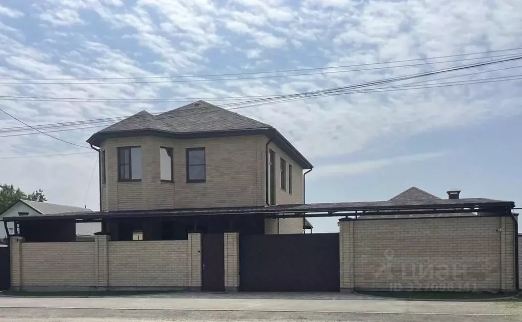 Дом в Ставропольский край, Ставрополь ул. Серова, 615 (170 м) - Фото 2