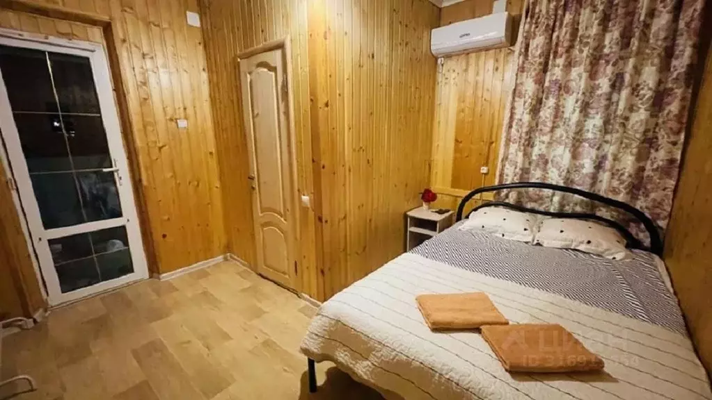 1-к кв. Краснодарский край, Геленджик ул. Розы Люксембург, 45А (15.0 ... - Фото 1