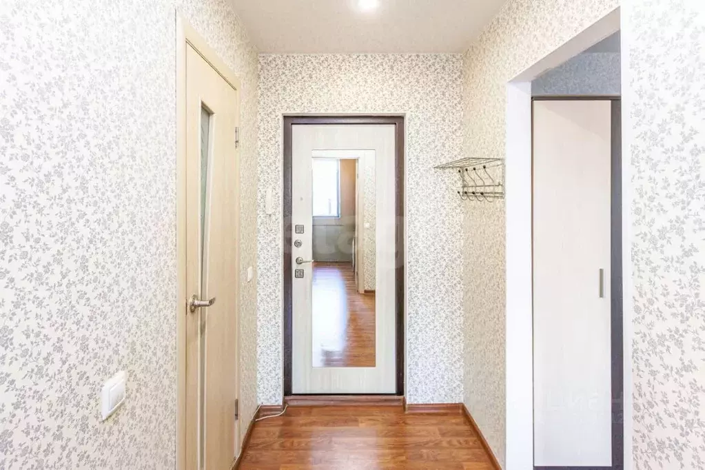 1-к кв. Тюменская область, Тюмень Восточный мкр, ул. Моторостроителей, ... - Фото 1