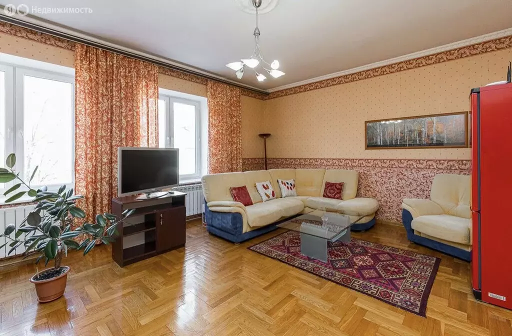 4-комнатная квартира: Челябинск, Комсомольский проспект, 76А (126 м) - Фото 1