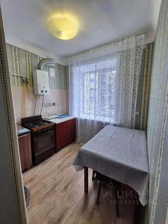 1-к кв. Татарстан, Казань Октябрьская ул., 50 (30.0 м) - Фото 1