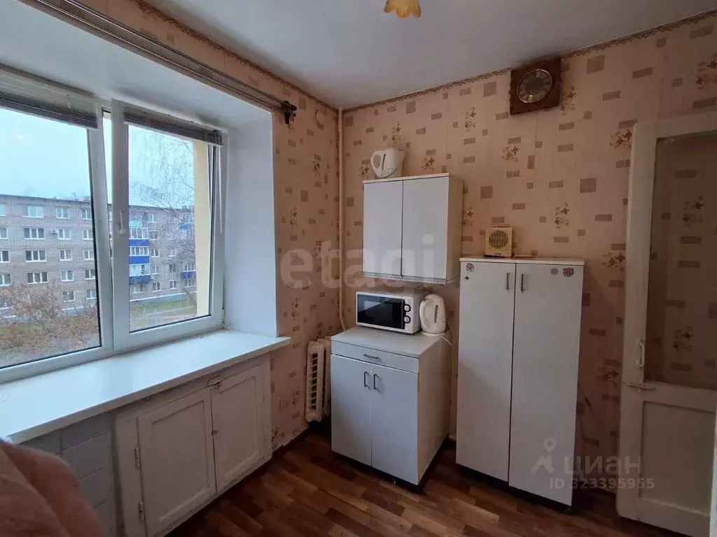 3-к кв. Башкортостан, Стерлитамак Коммунистическая ул., 22 (57.6 м) - Фото 1