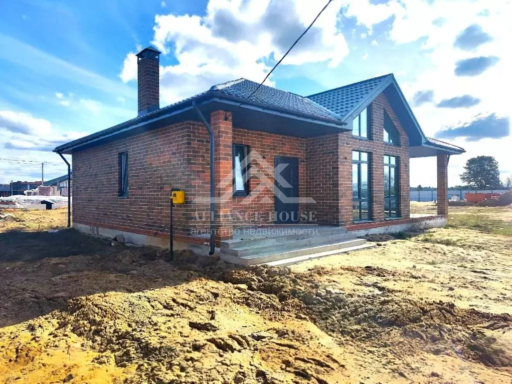 Дом в Татарстан, Лаишевский район, Столбищенское с/пос, с. Столбище ... - Фото 1