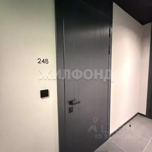 3-к кв. Новосибирская область, Новосибирск ул. Семьи Шамшиных, 93 ... - Фото 0