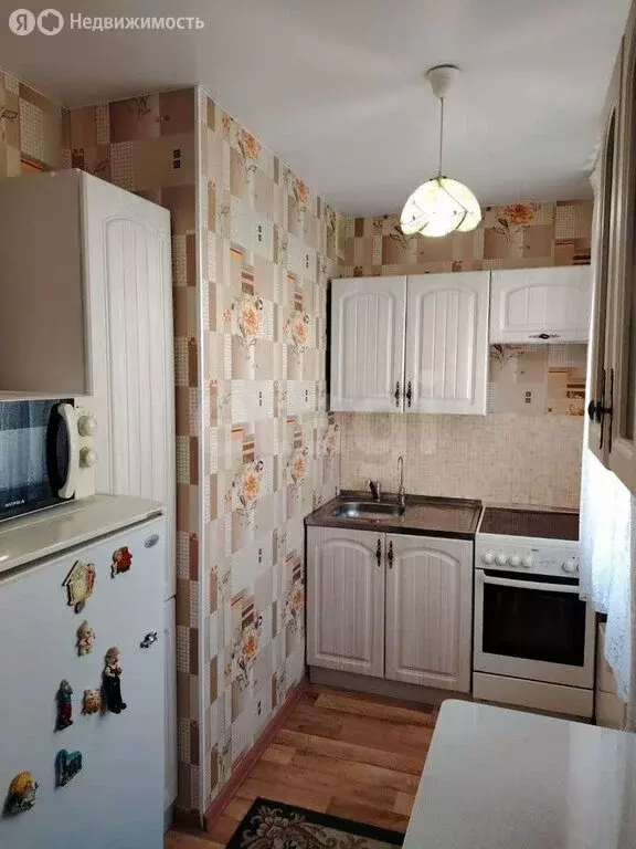 Квартира-студия: Челябинск, 10-й Лобинский переулок, 3 (32.1 м) - Фото 2