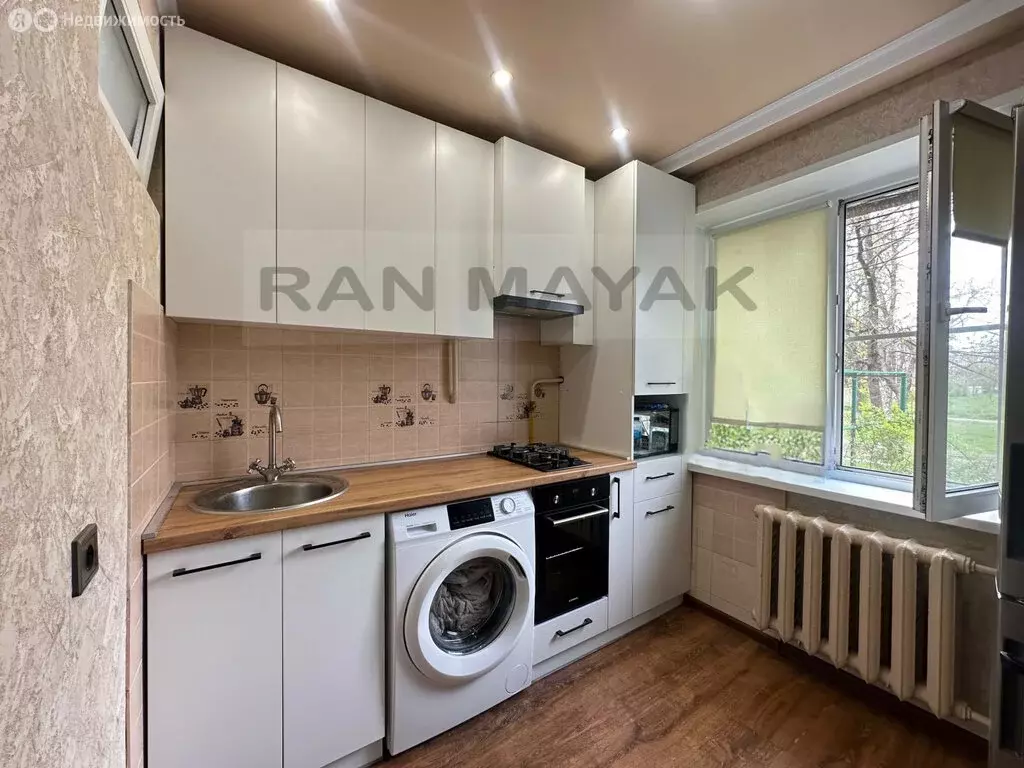 1-комнатная квартира: Майкоп, улица Чкалова, 73 (31.8 м) - Фото 0