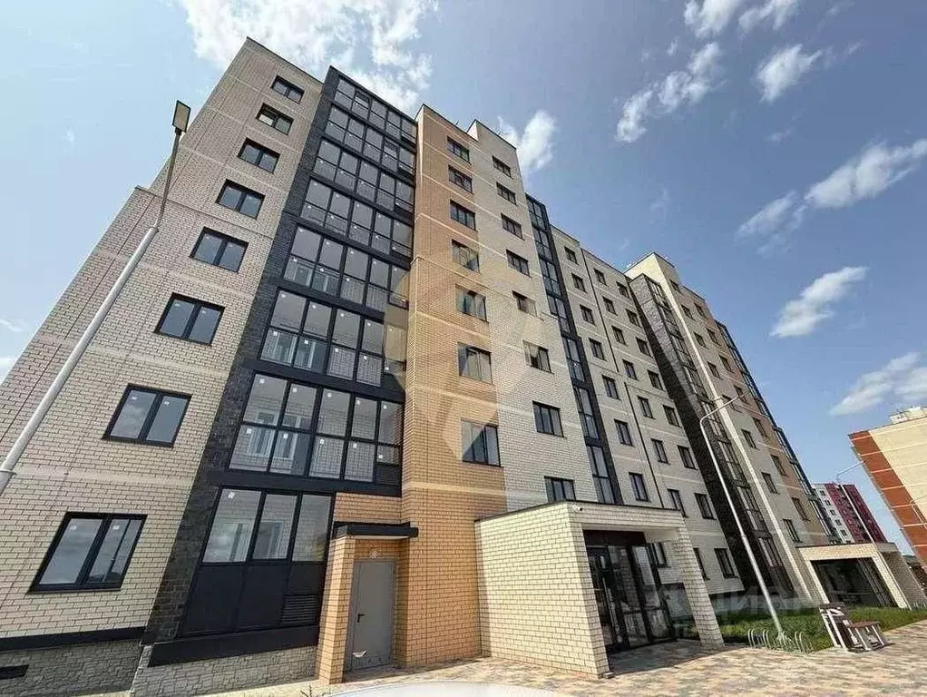 1-к кв. Белгородская область, Старый Оскол Степной мкр, 33Г (38.0 м) - Фото 0