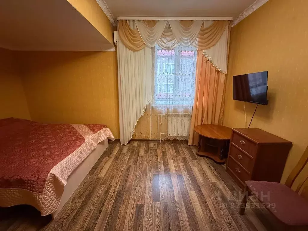 Комната Вологодская область, Череповец ул. Краснодонцев, 124 - Фото 1