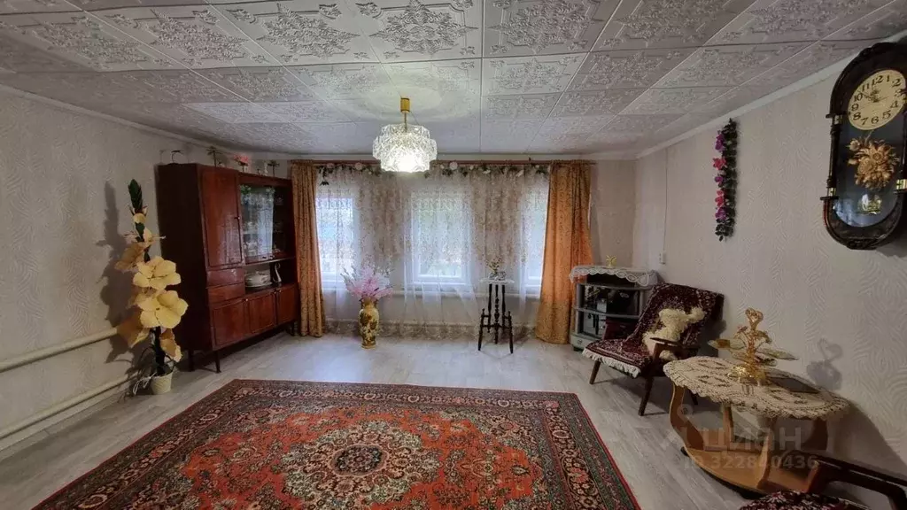 Дом в Астраханская область, Енотаевский район, с. Николаевка ... - Фото 1