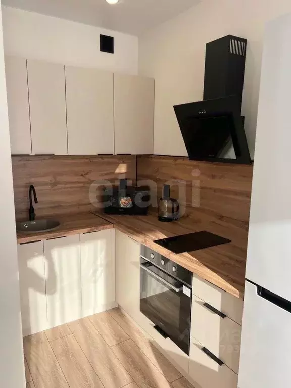 1-к кв. Тюменская область, Тюмень ул. Республики, 205к1 (36.0 м) - Фото 2