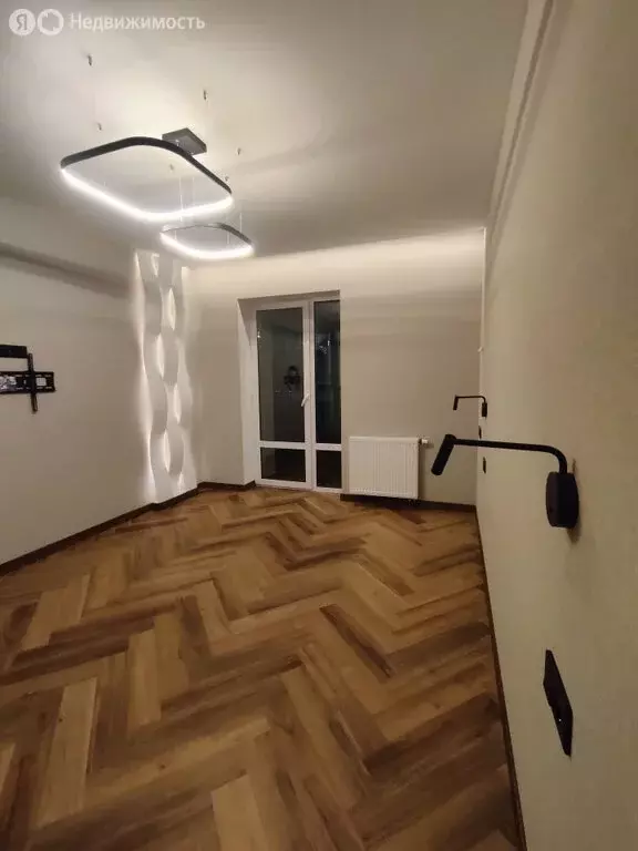 1-комнатная квартира: Екатеринбург, улица Свердлова, 32Б (37.3 м) - Фото 2