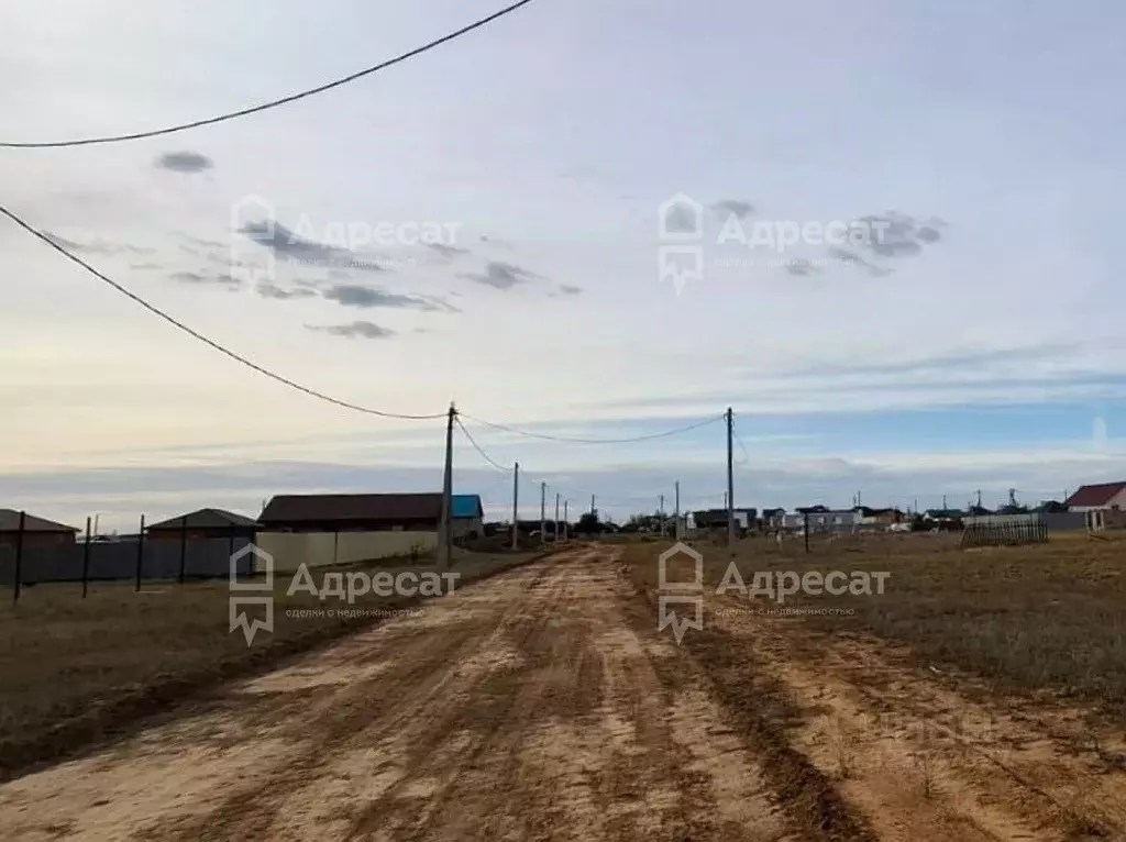 Участок в Волгоградская область, Волжский пер. Мирный (7.4 сот.) - Фото 1