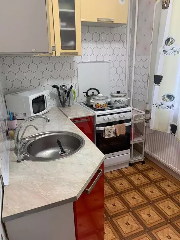 2-к. квартира, 50 м, 1/9 эт. - Фото 0