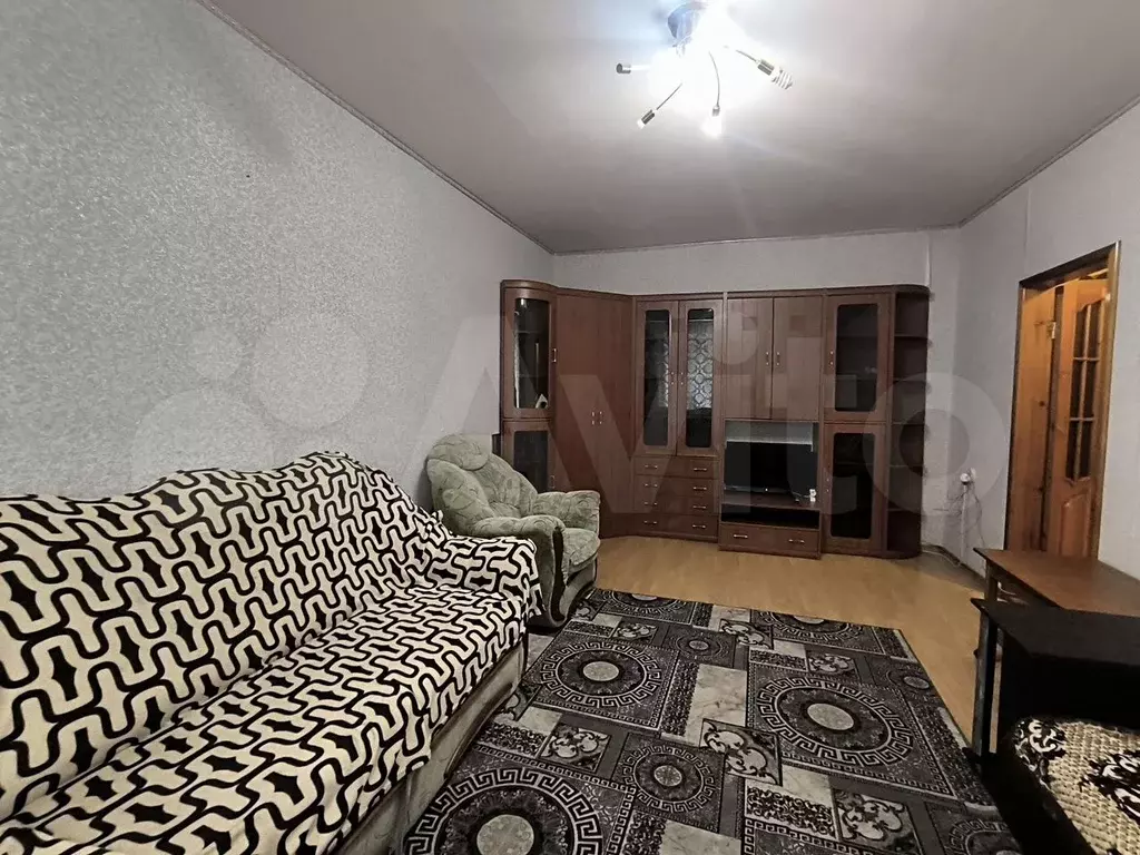 1-к. квартира, 48 м, 1/5 эт. - Фото 1
