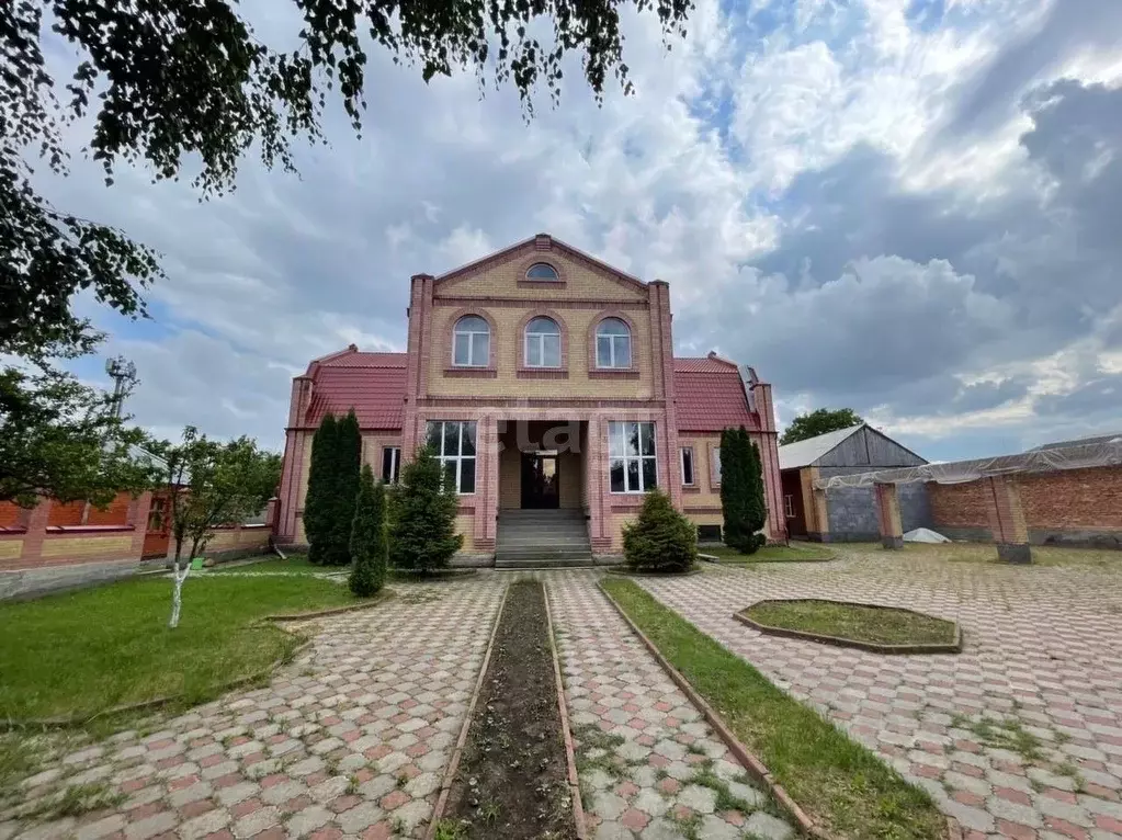 Дом в Ингушетия, Назрановский район, с. Экажево  (760 м) - Фото 1