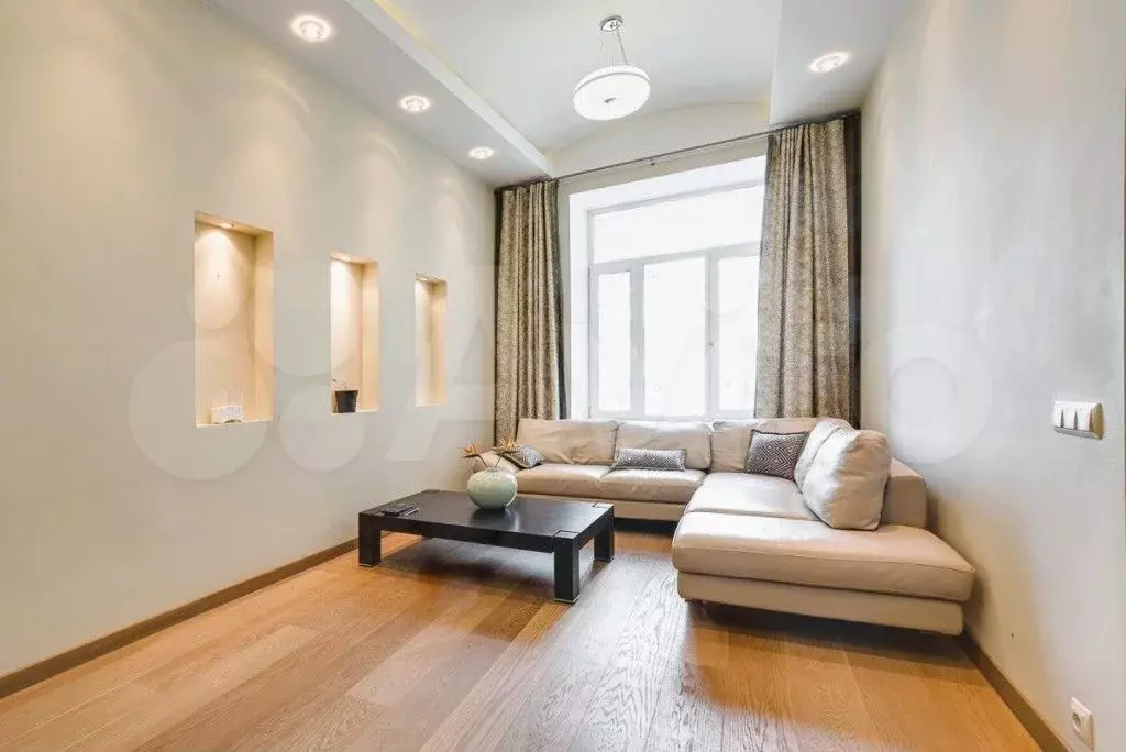 3-к. квартира, 80 м, 4/6 эт. - Фото 0