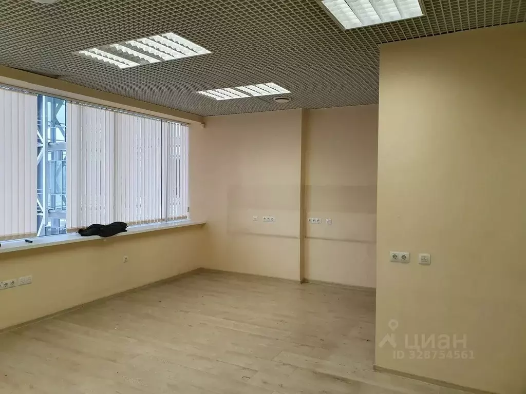 Офис в Свердловская область, Екатеринбург ул. Мамина-Сибиряка, 101 (63 ... - Фото 2