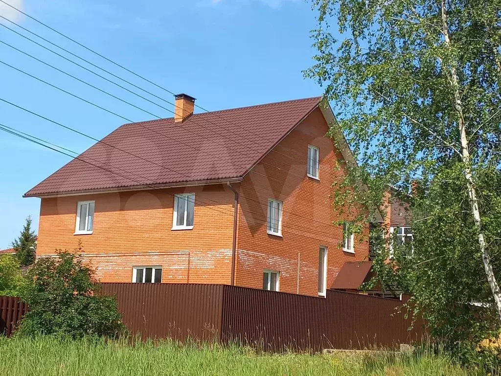 Дом 250 м на участке 8 сот. - Фото 0