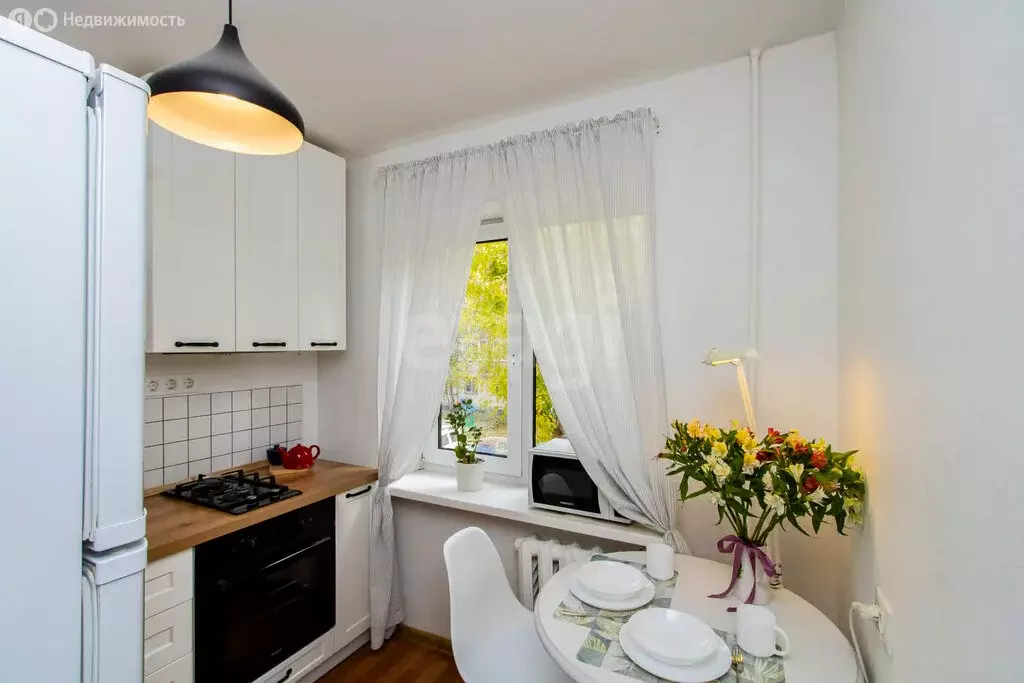 1-комнатная квартира: Тюмень, улица Республики, 180 (30.8 м) - Фото 2