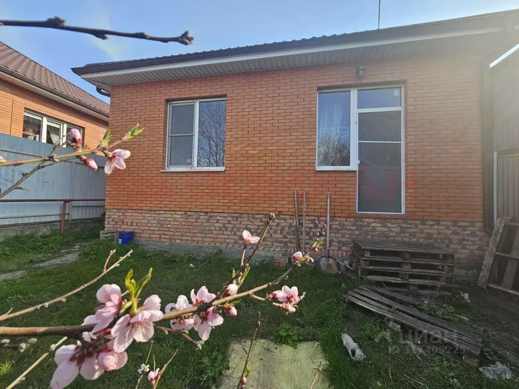 Дом в Ростовская область, Ростов-на-Дону 2-я Каштановая ул., 45 (78 м) - Фото 1