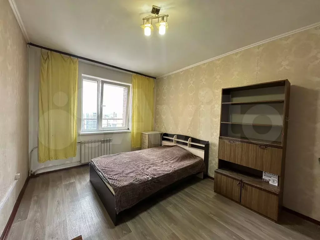 Комната 17,4 м в 3-к., 12/12 эт. - Фото 1