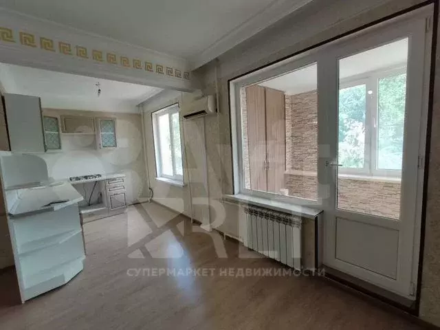 3-к. квартира, 60 м, 3/5 эт. - Фото 0